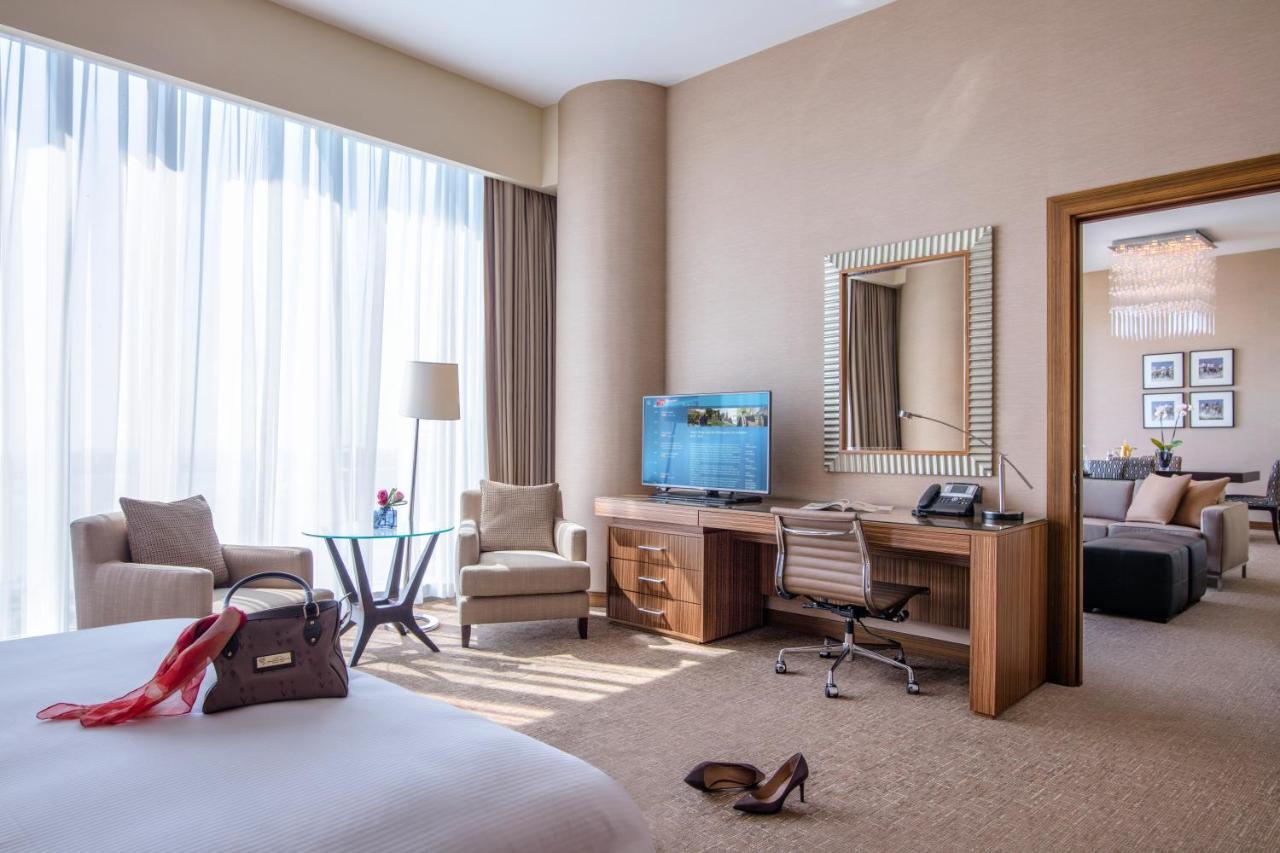City Centre Rotana Doha Luaran gambar Suite