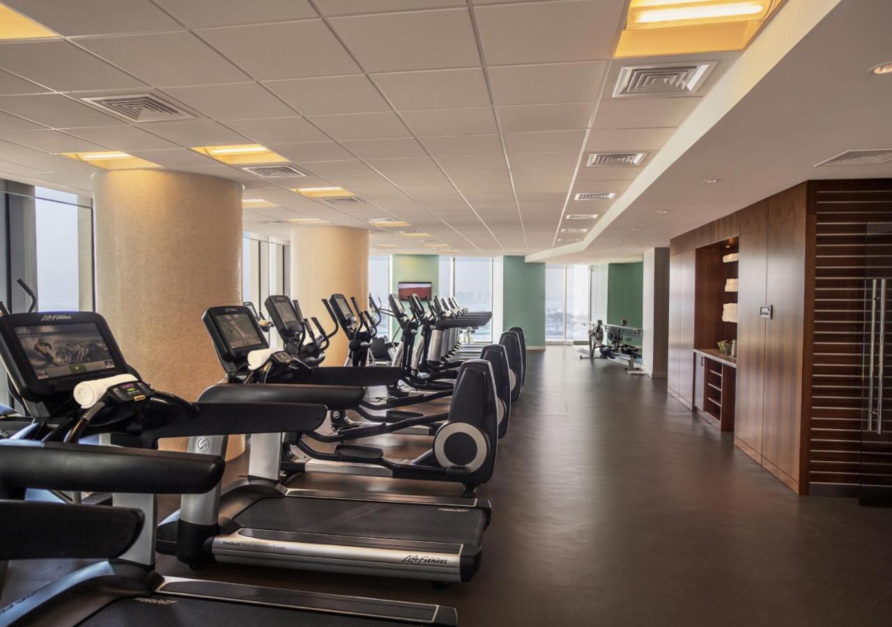 City Centre Rotana Doha Luaran gambar The gym at the hotel