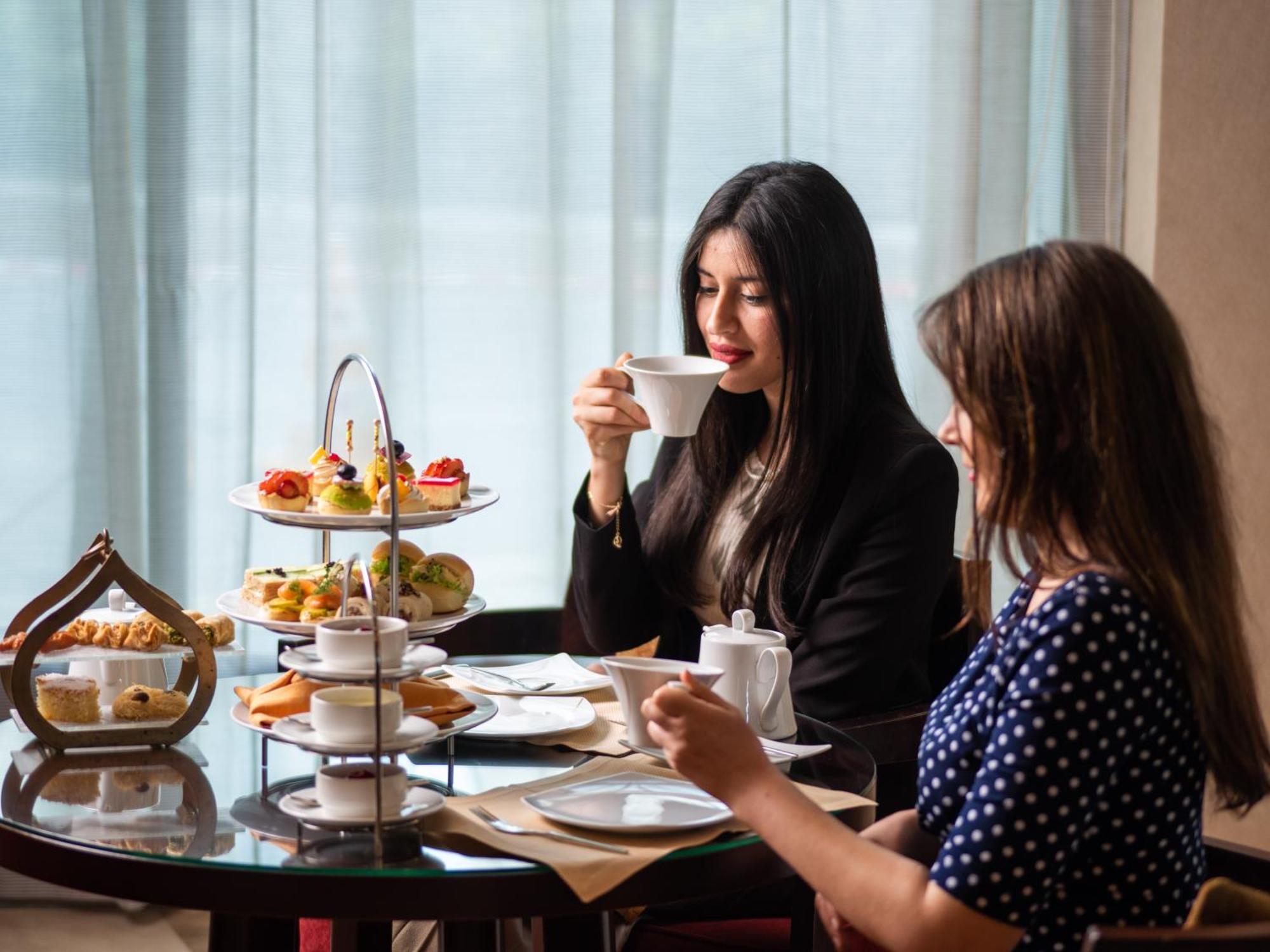 City Centre Rotana Doha Luaran gambar Afternoon tea